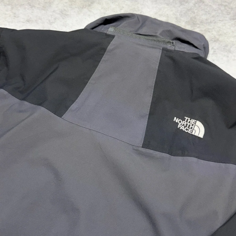 The North Face HyVent Triclimate 3 In 1 Jacket Mens XL Gray Black Fleece Lined
